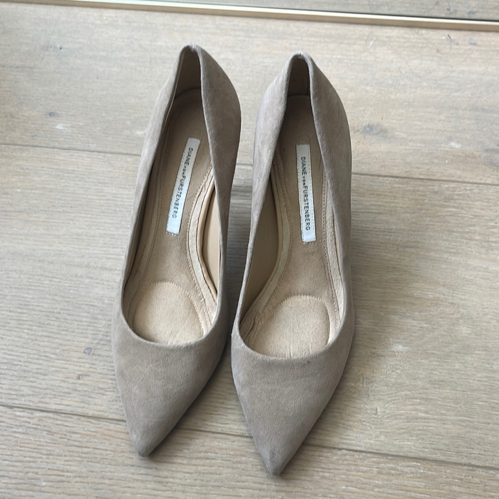 dVF camel heels- very comfortable-
